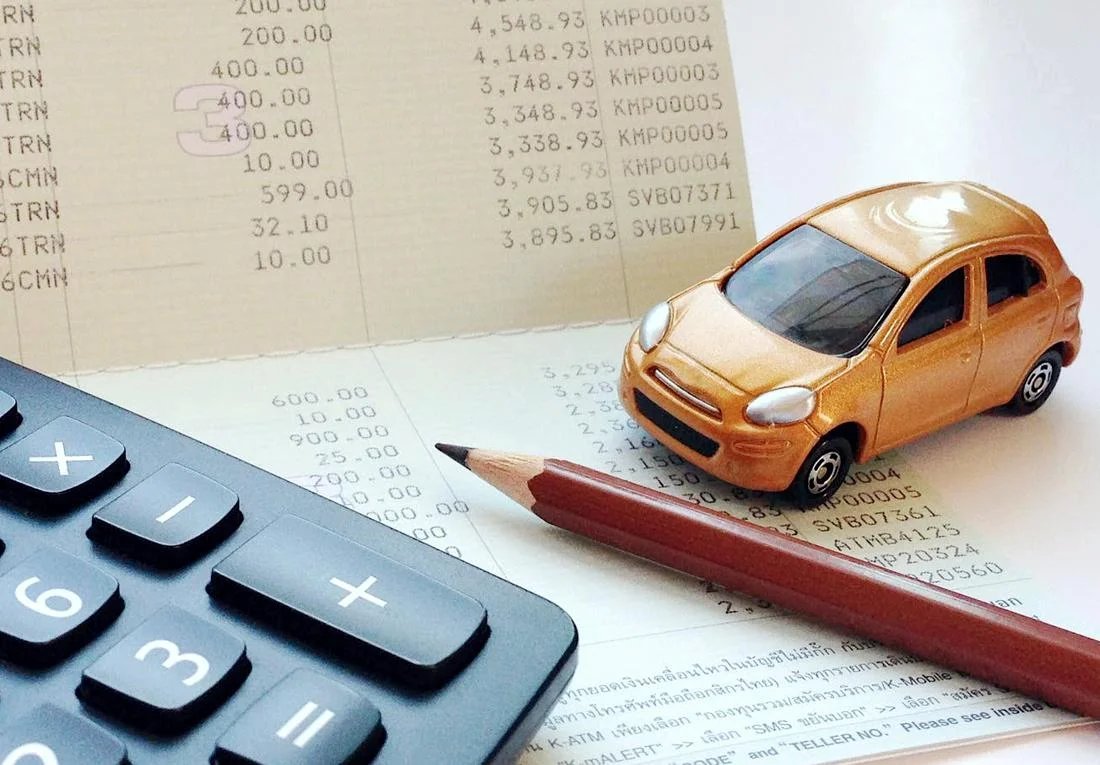 Impuestos y comparendos acumulados de un carro vendido que sigue figurando a nombre del vendedor
