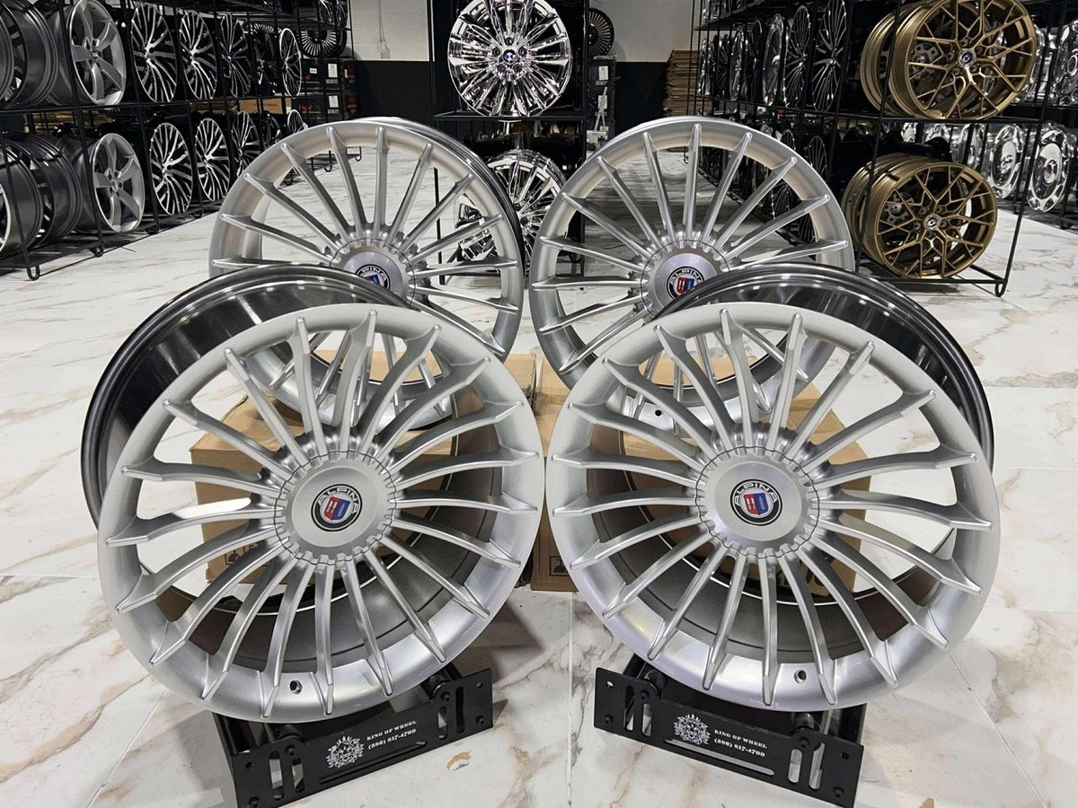 Rines aftermarket en un carro tuneado evaluados por su impacto en el valor de reventa