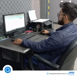 como es el peritaje online para comprar tu carro